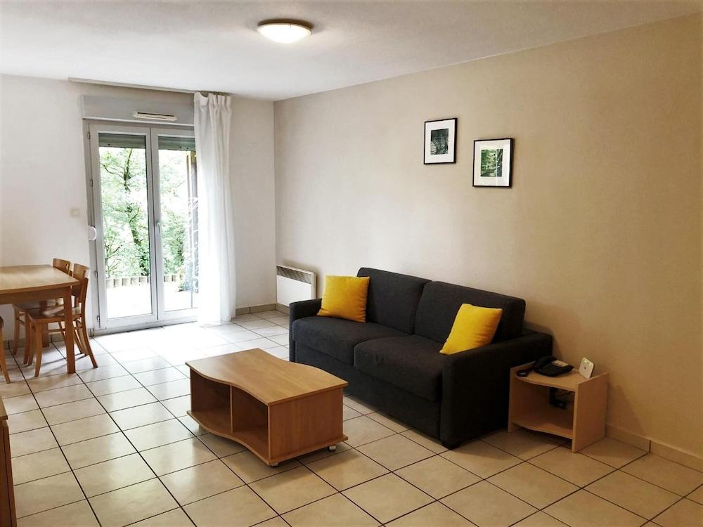Garden & City Lyon - Lissieu Εξωτερικό φωτογραφία